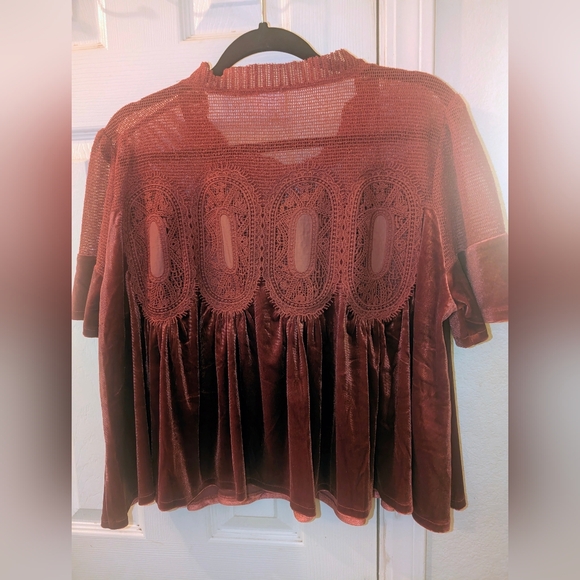 Anthropologie En Elly Velvet Scallop Top In Raspberry (New w/Tags) - Picture 7 of 8